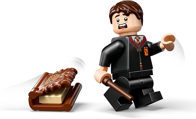 Harry Potter O Livro Monstruoso dos Monstros