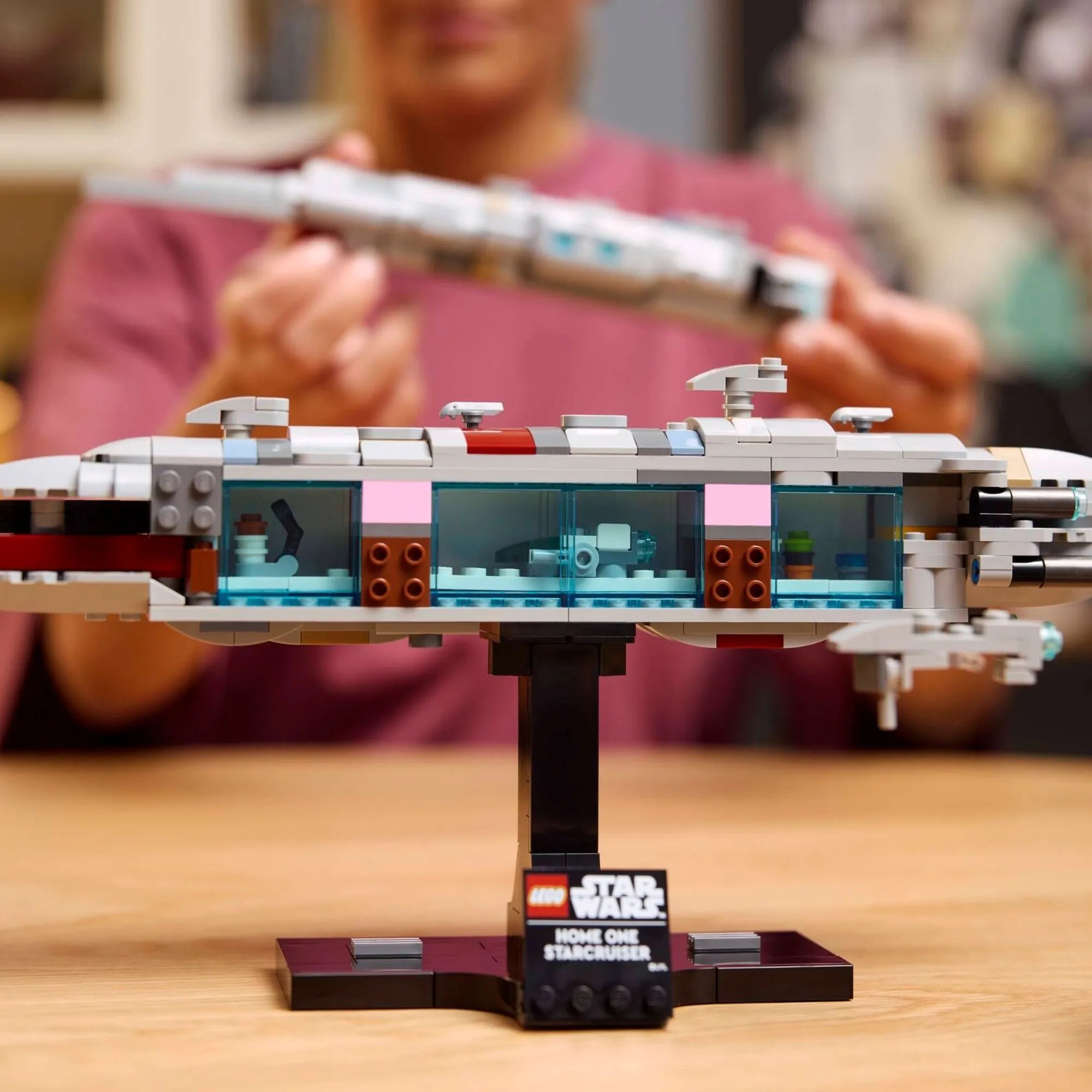 Star Wars™ - Home One Starcruiser